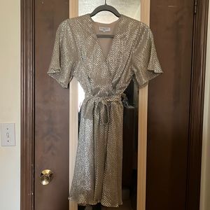Pretty silver metallic waverly grey dress size small